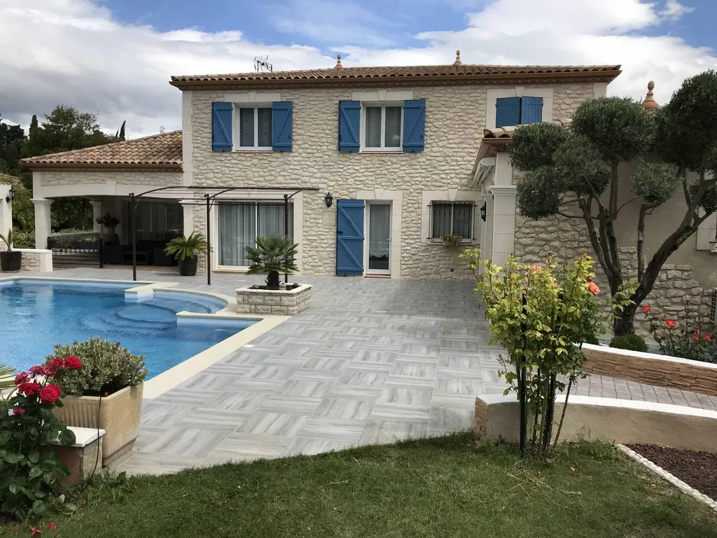 Rénovation d'une bastide en pierre taillée dans un quartier privilégié sur Béziers