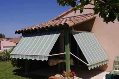 Store a projection Vaison la romaine