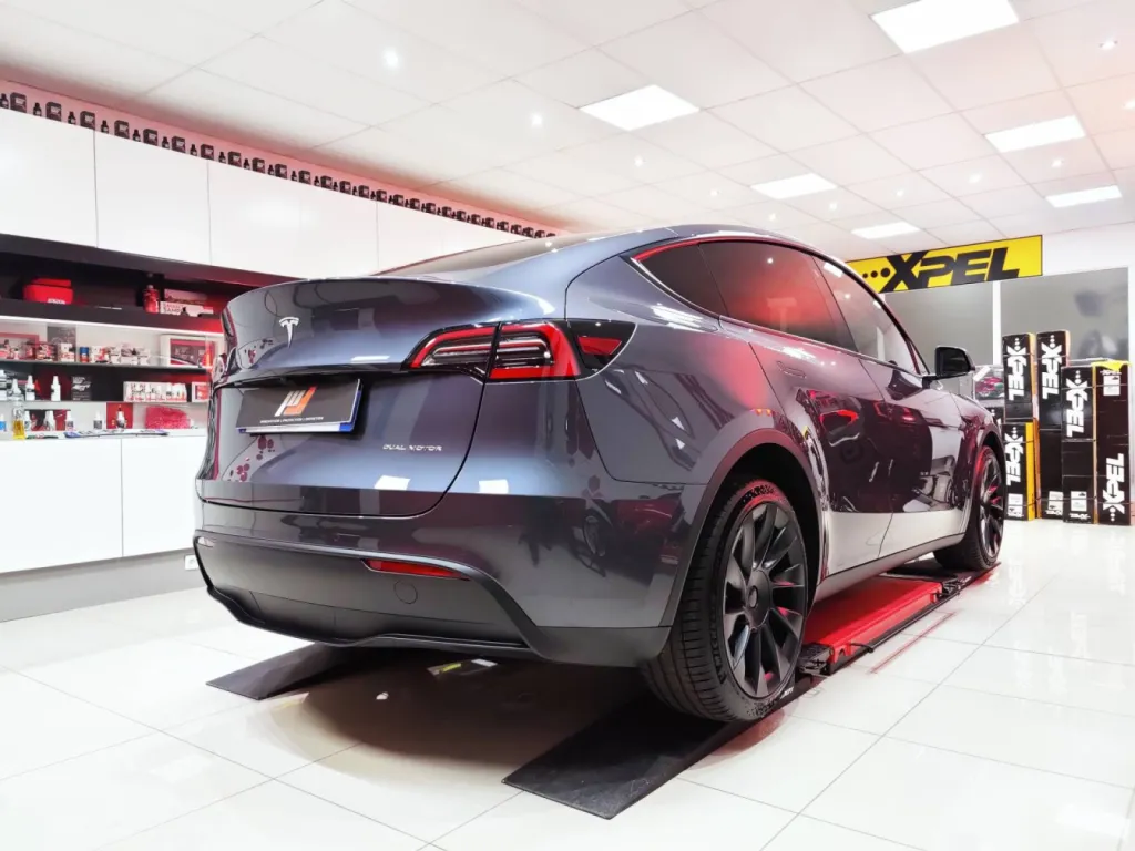 TESLA MODEL Y - PROTECTION PPF XPEL + CERAMIQUE GTECHNIQ A VALENCIENNES