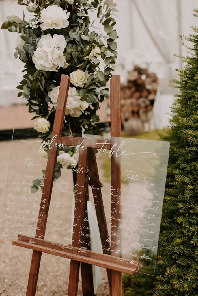 plan de table en plexiglass