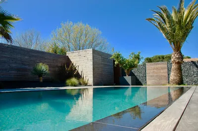 Piscine au sel ou traitement au chlore