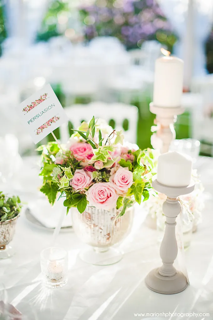 Consulter notre portfolio de décoration florale de mariage en Provence