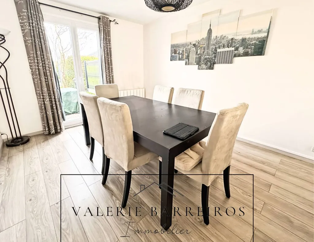 A vendre maison de 121 m² sur un jardin de 284 m² sur la commune de CAUDEBEC LES ELBEUF 76320