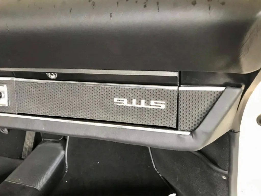 Transport de véhicule avec dépanneuse sur Marseille et ses alentours avec Platinum Carrosserie