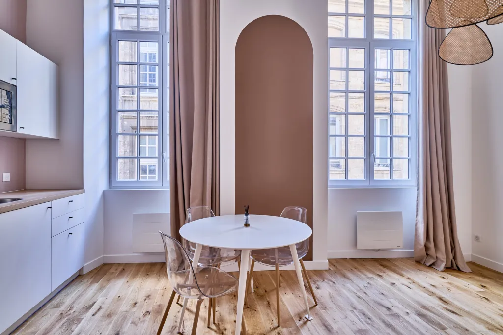 Rénovation intérieure et transformation d'un studio en T1 bis à Bordeaux