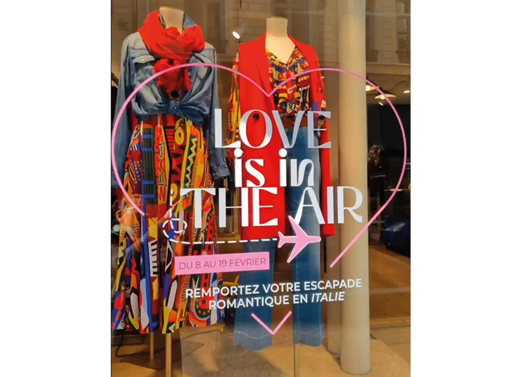 sticker promotionnel pour boutique vitrine