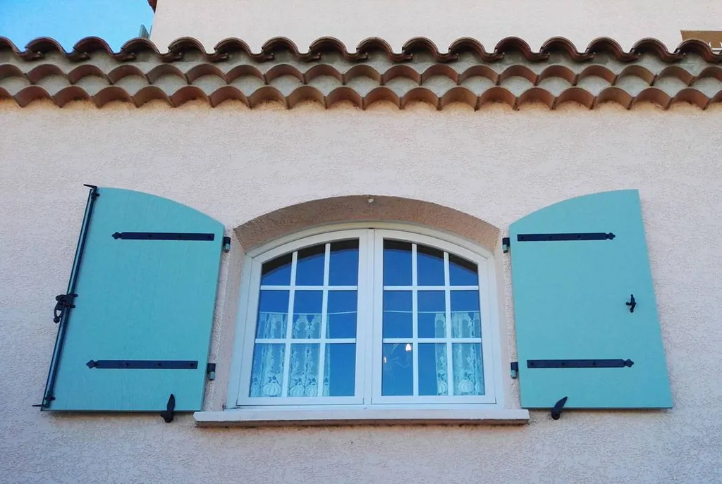 Pose de volets fibre de verre Occitanie