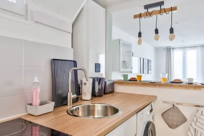 Shooting photo d'un appartement pour Airbnb à Pontoise dans le Val d'Oise