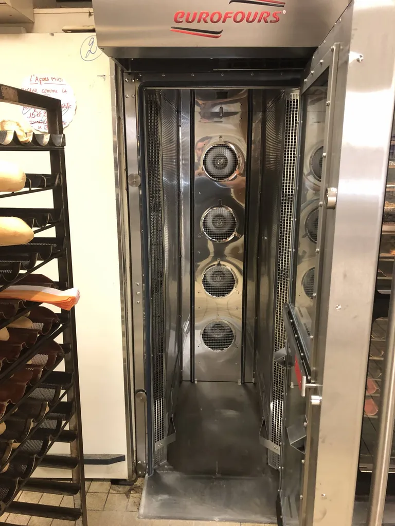 Vente et pose d'un four ventilé à chariot de marque Eurofours proche de Rouen 76