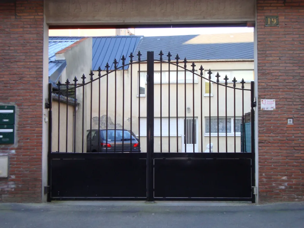 Remise en état de portail acier sur un accès de copropriété au HAVRE