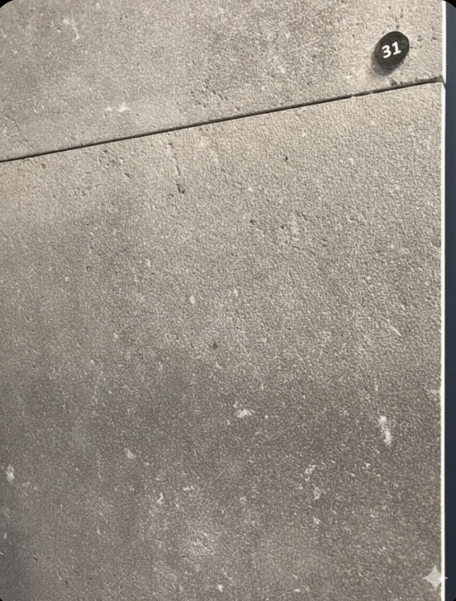 Cèdre Cendré – Marbre égyptien gris et brun pour sols et terrasses