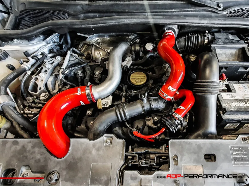 Installation Dump valve Forge Motorsport + Durite Rouge Forge Clio 4 RS 1.6 200 cv | ADP Performance