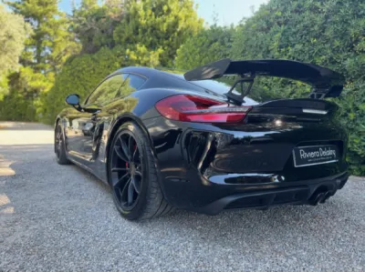 Polissage de micro-rayures sur Porsche et Ferrari avec finition miroir à Saint‑Laurent‑du‑Var