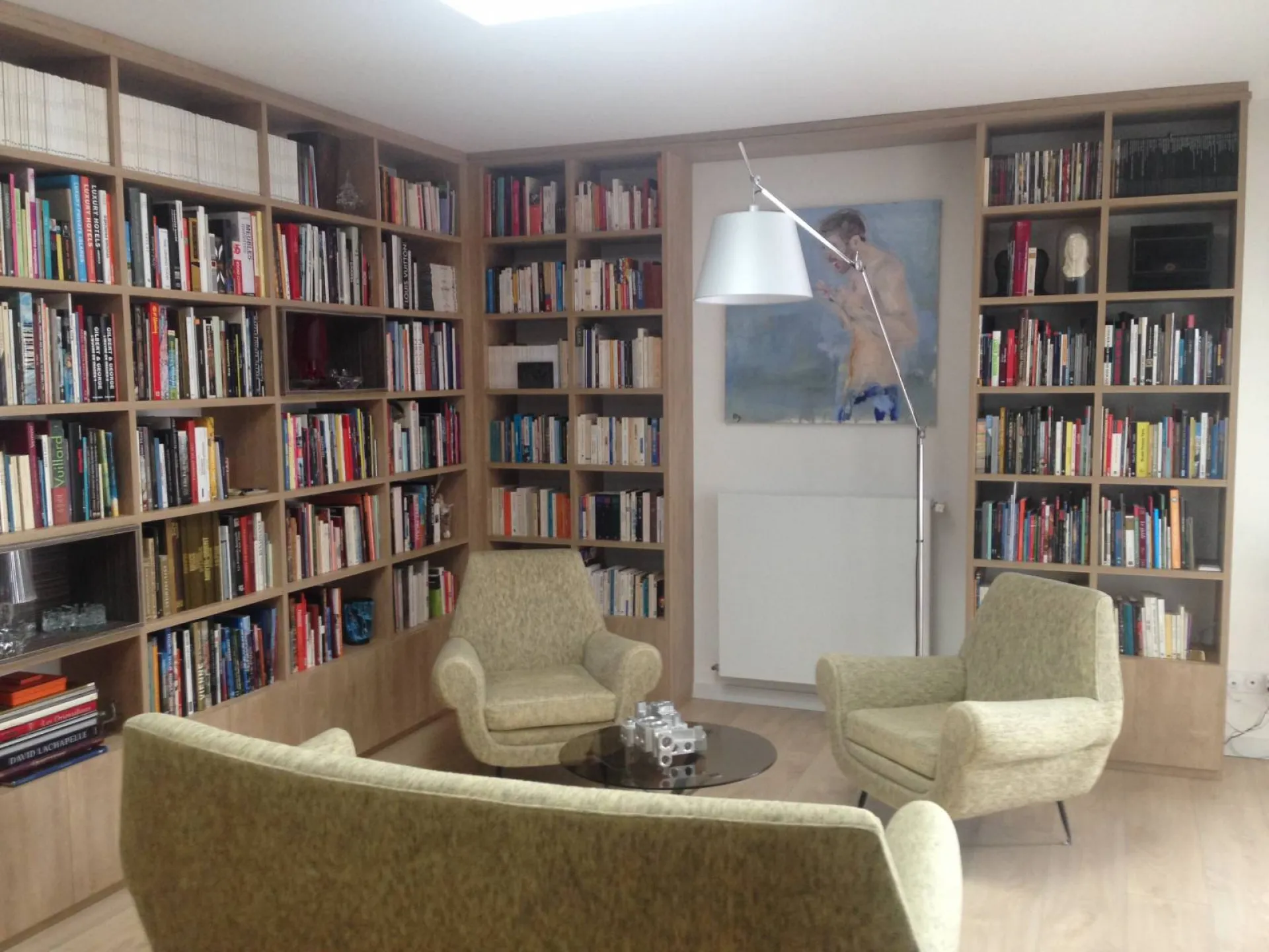 CONCEPTION ET AMENAGEMENT DE BIBLIOTHEQUES & LIVING ROOM SUR-MESURE