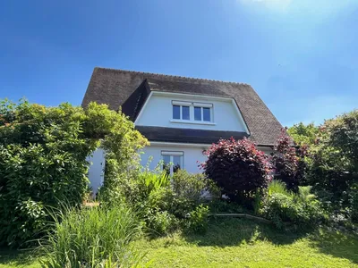 Maison traditionnelle à vendre - 30 minutes du Havre - 4 chambres + bureau - Idéal famille