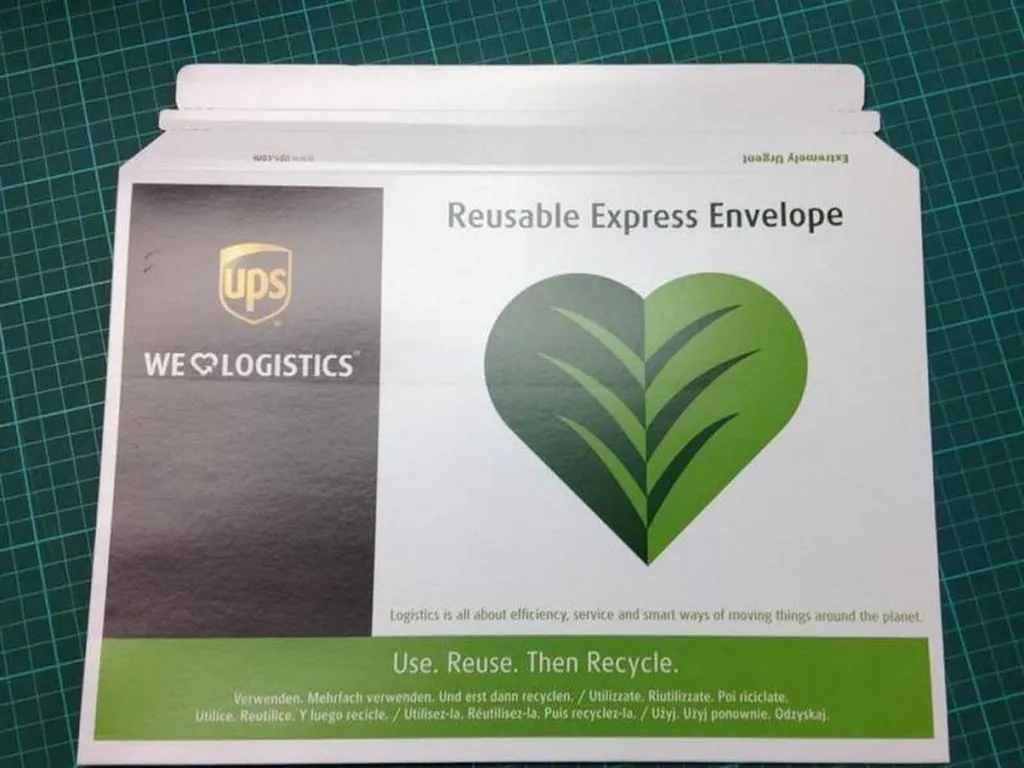 Enveloppe express reutilisable UPS 