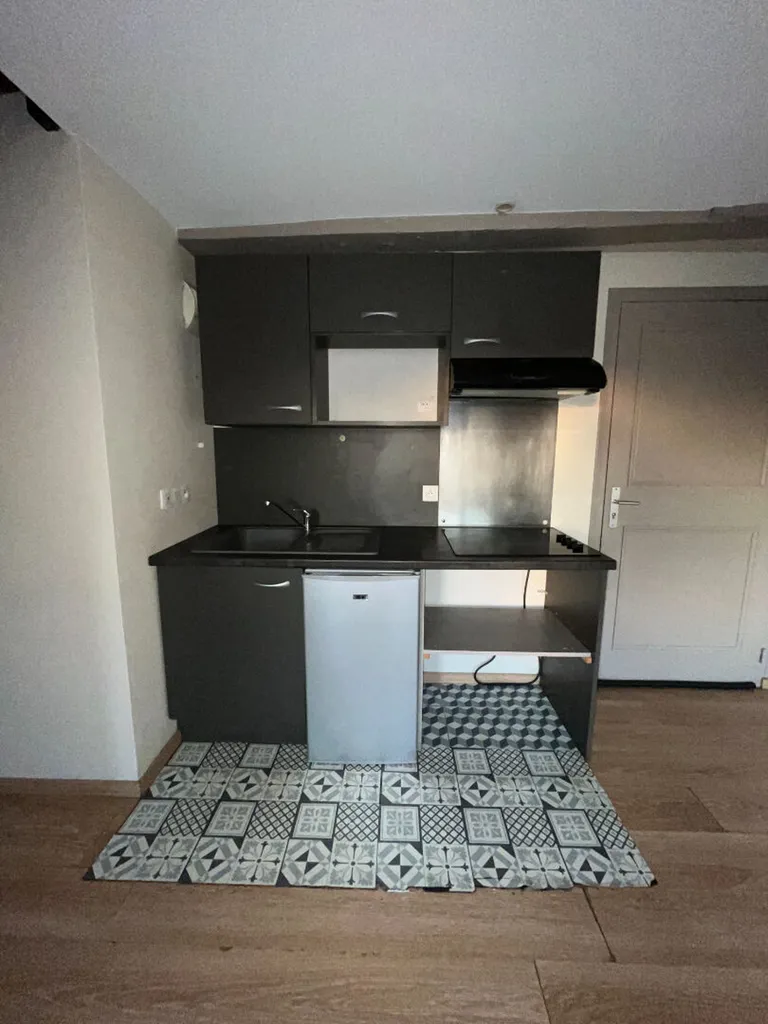 Bel appartement en location de 32.15m², situé Quai du Havre à Rouen, 611€ charges comprises