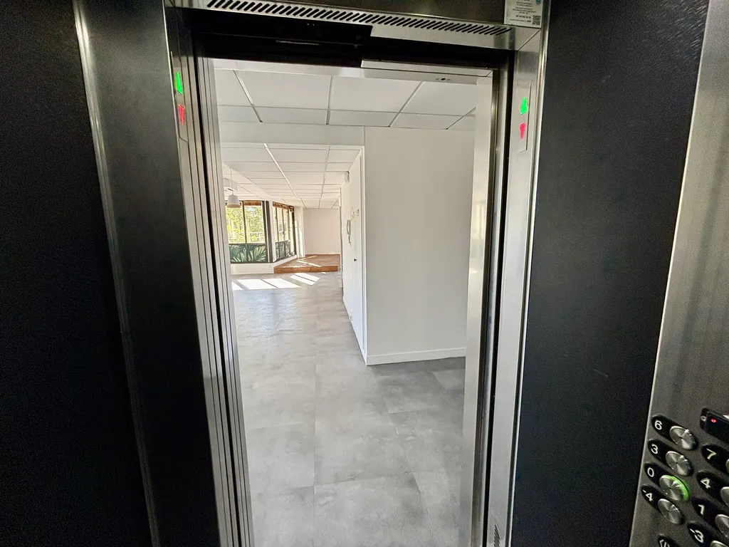 Location - Bureau 186 m², Billancourt, Avenue du Général Leclerc 92100 BOULOGNE-BILLANCOURT