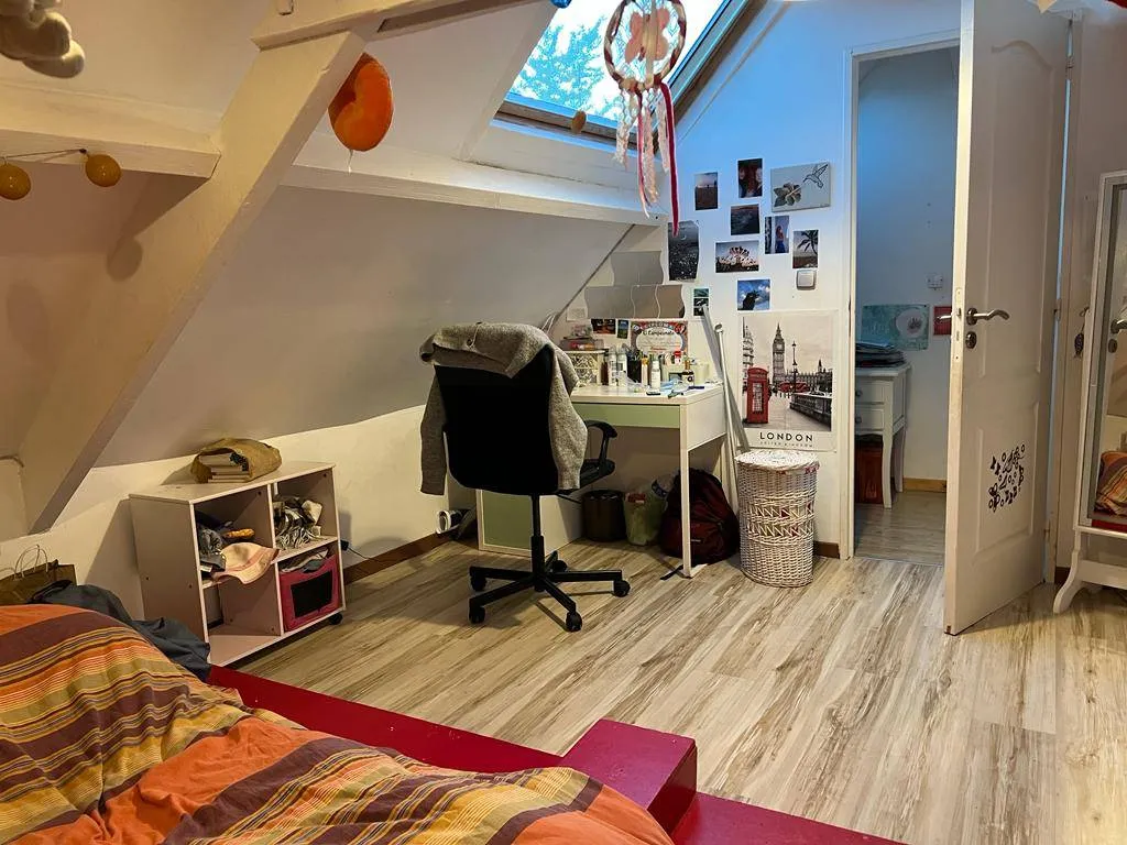 A saisir maison de caractère de 80 m² habitable sur la commune de CRESTOT 27110