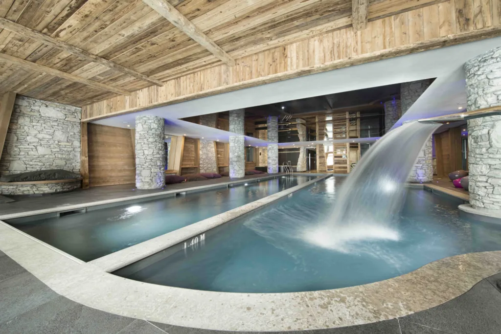 piscine intérieur de prestige