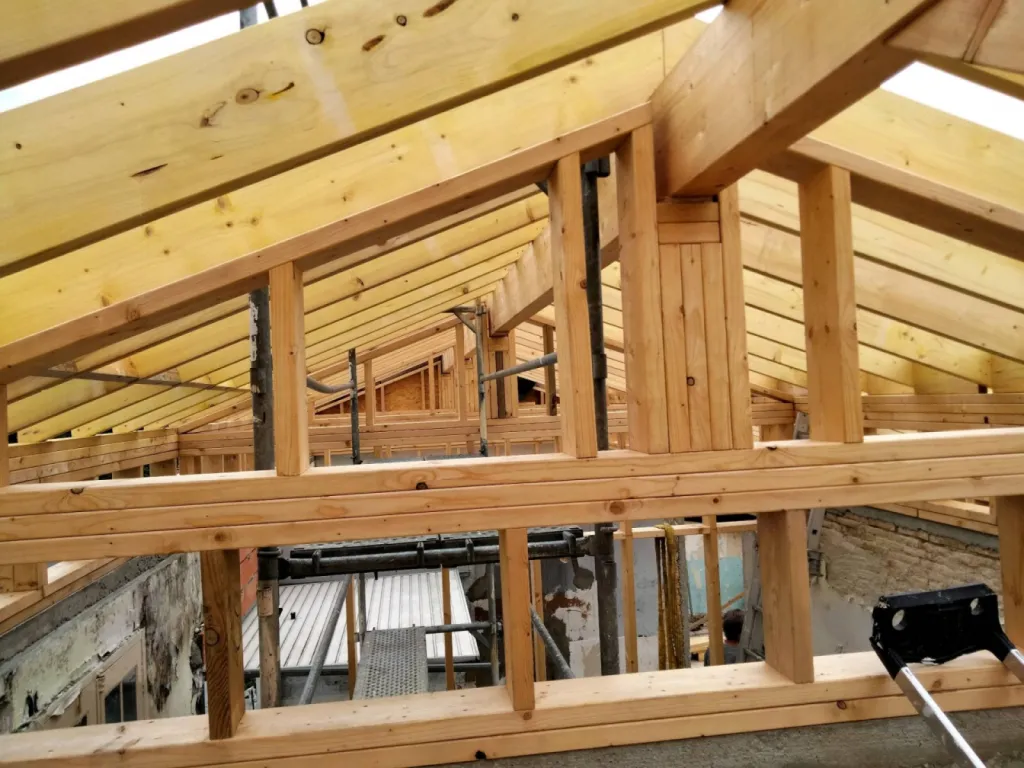 Rénovation d'une Charpente en ossature bois a La Teste de buch