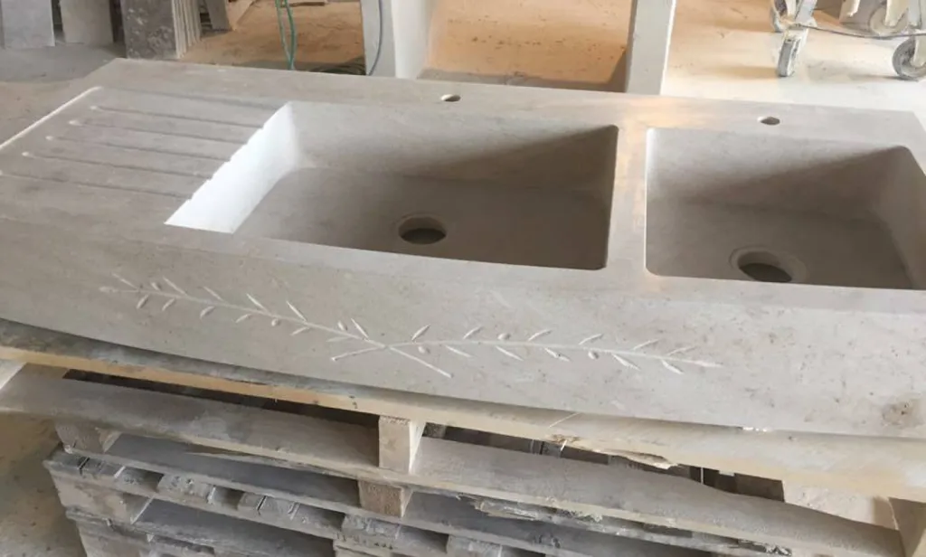 Evier massif en pierre naturelle de France