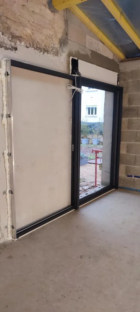 Coulissant à galandage en aluminium à Dijon