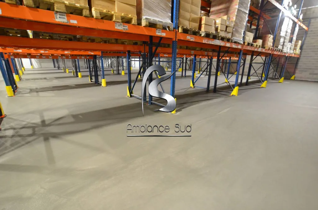 SOL EN COUCHE D'USURE INDUSTRIEL A MANOSQUE 04