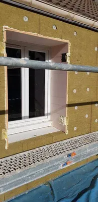 Isolation extérieure en laine de roche : confort thermique et sécurité