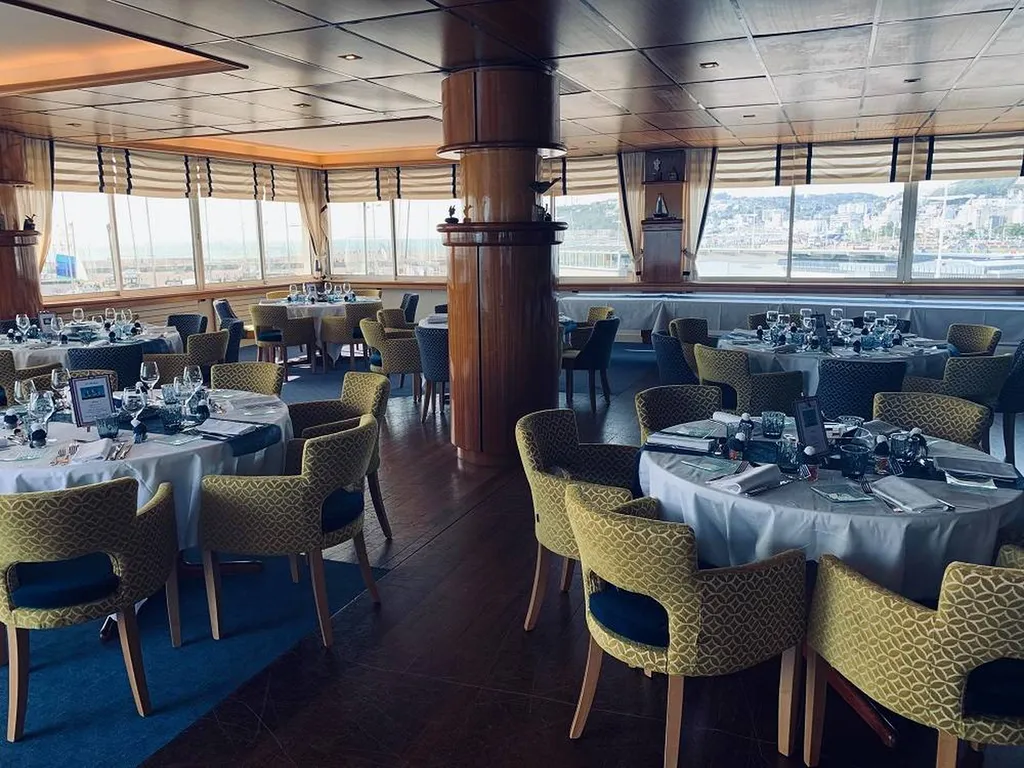 Trouvez un restaurant avec un Menu pour un Groupe, vue mer Le Havre