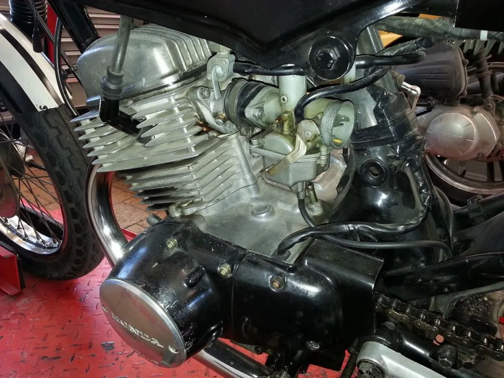 HONDA CB TWIN 125