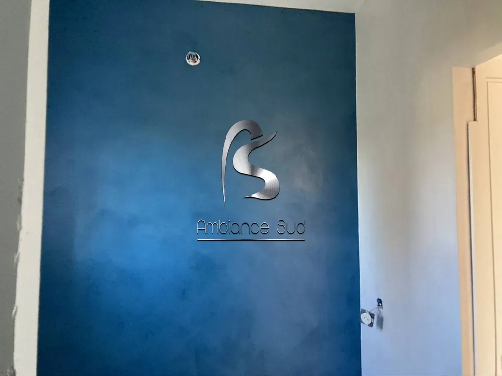 Béton ciré taloché pour salle de bain Six Fours Var 83