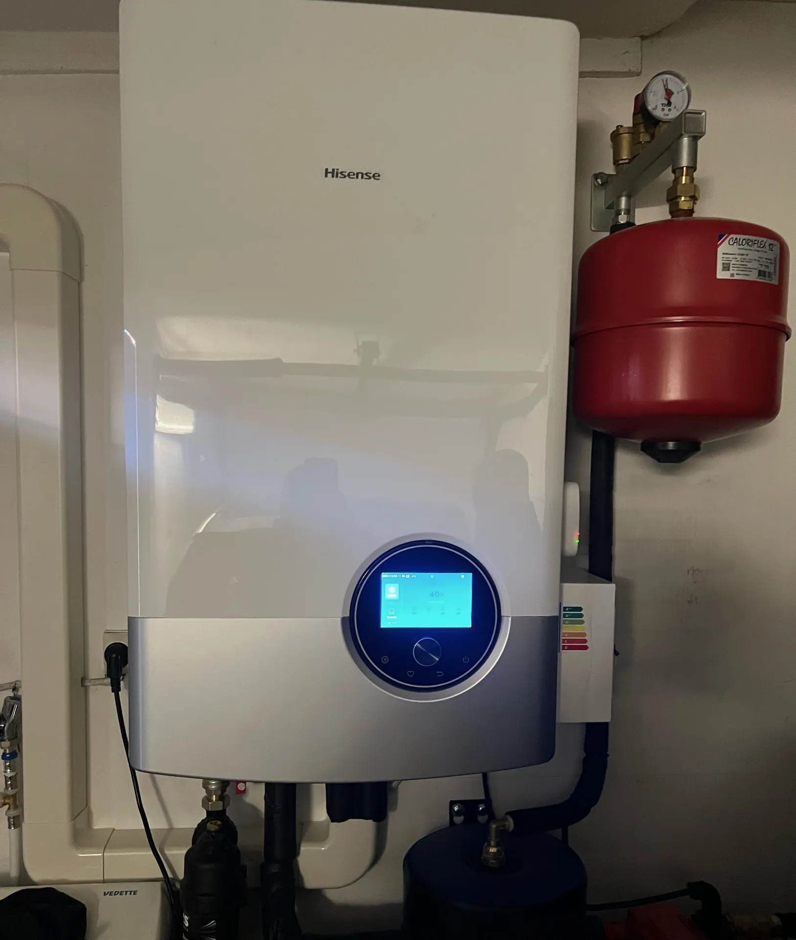 Dépannage d’une pompe à chaleur air eau de marque Hisense à Tremblay-en-France 93290

