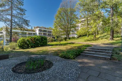 SÈVRES Quartier de la Monesse à vendre un appartement dans une résidence de standing en pierre de taille – Environnement verdoyant et calme