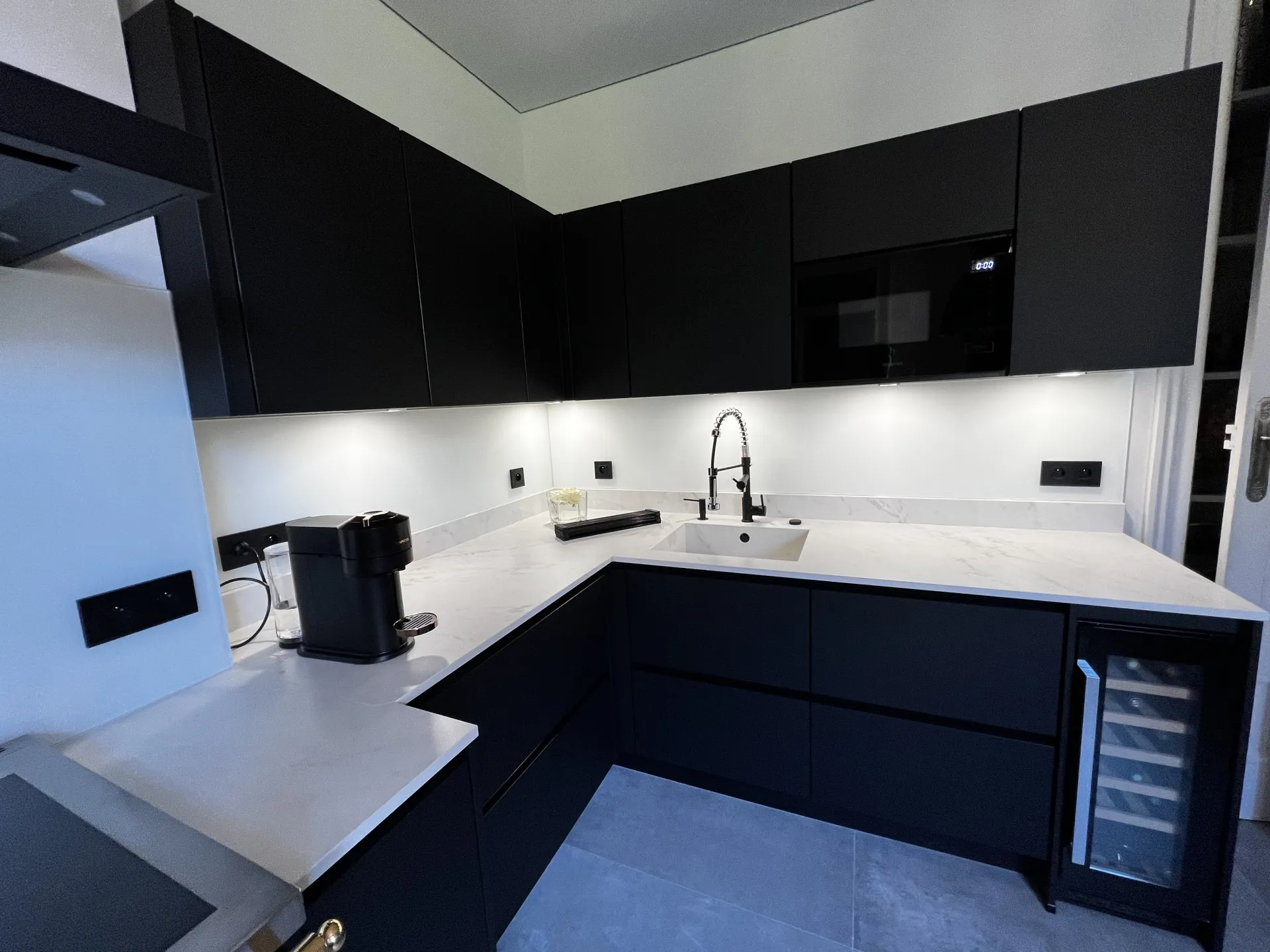 Crédences verre laqué mat 