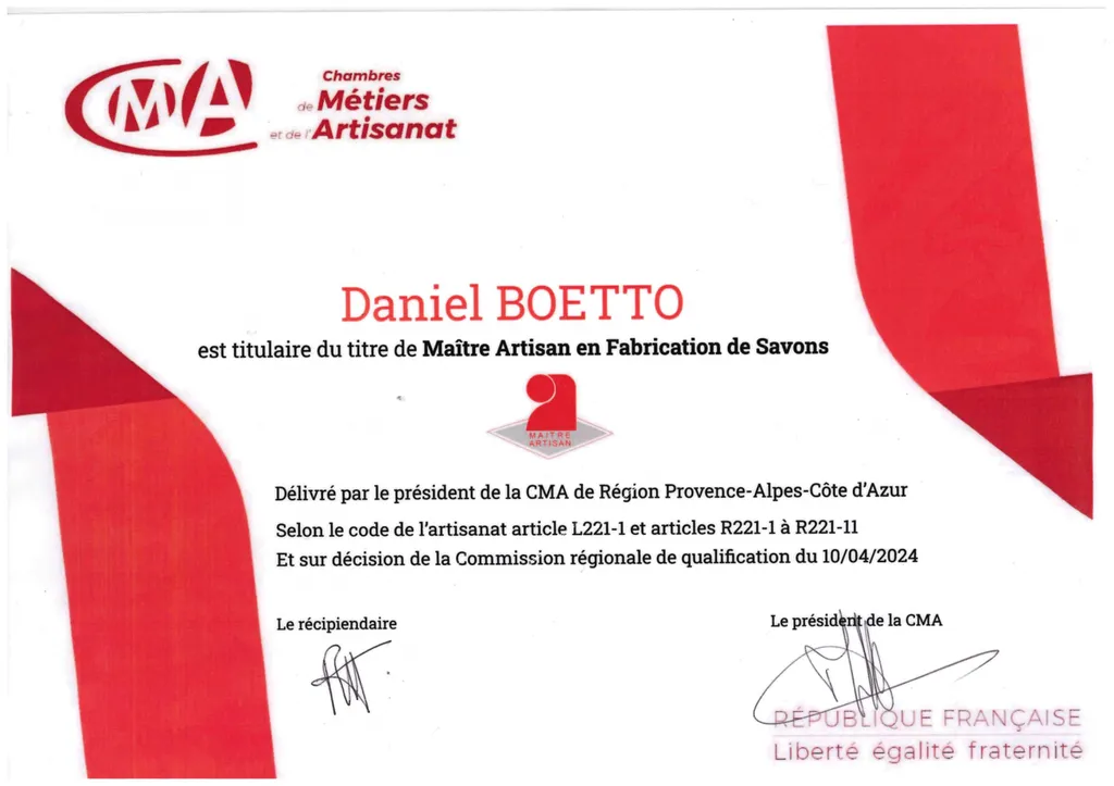 Maître artisan en fabrication de savons diplômé par la chambre de métiers et de l'artisanat