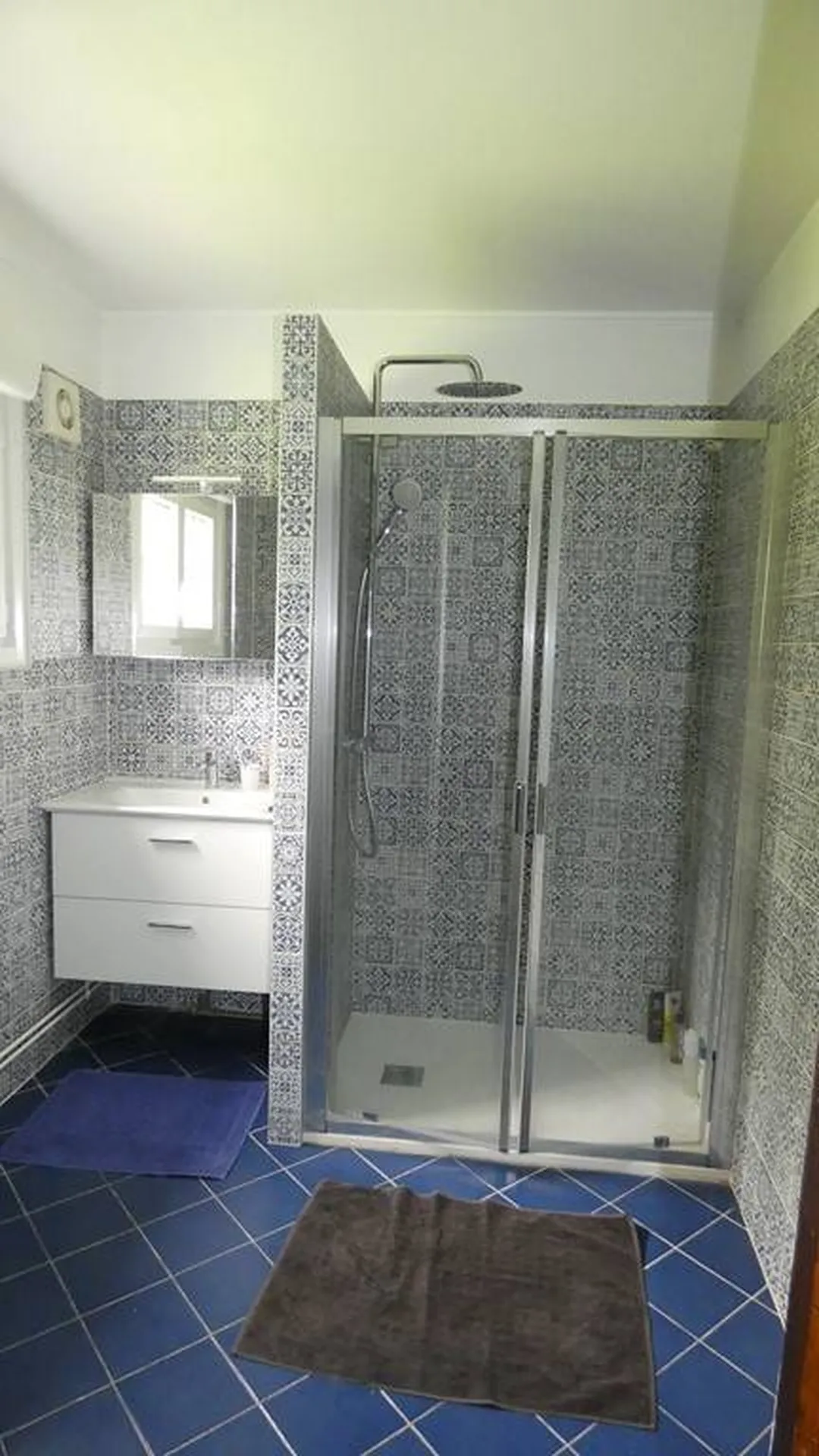 À vendre : Belle demeure Normande, 6 chambres, grand jardin de 1500m². Parfaite pour une famille à la recherche de tranquillité proche de Luneray.