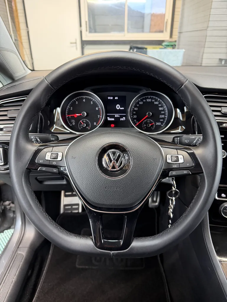 GOLF 7 1.5 TSI 130 CHV / CARPLAY / RETRO ELECTRIQUE / DEGIVRANT / CT OK
