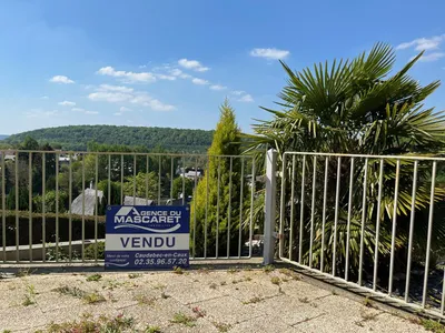 EXCLUSIVITE ! Pavillon traditionnel, à vendre, viable de plain pied et située à Rives en Seine