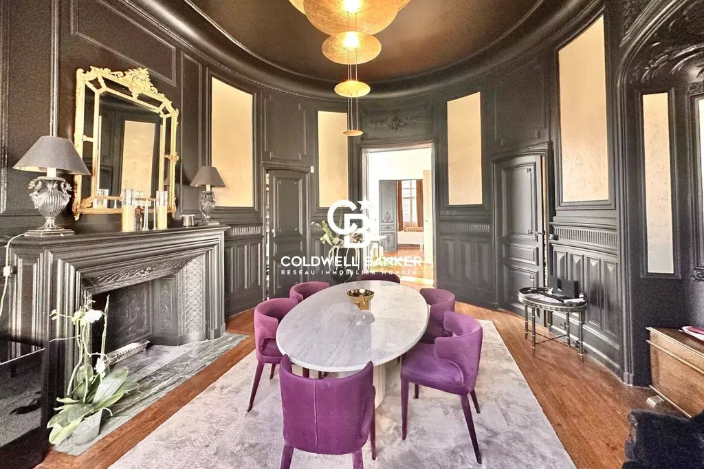 Hôtel particulier à vendre à Bordeaux Jardin Public - rénovation élégante et de grande qualité