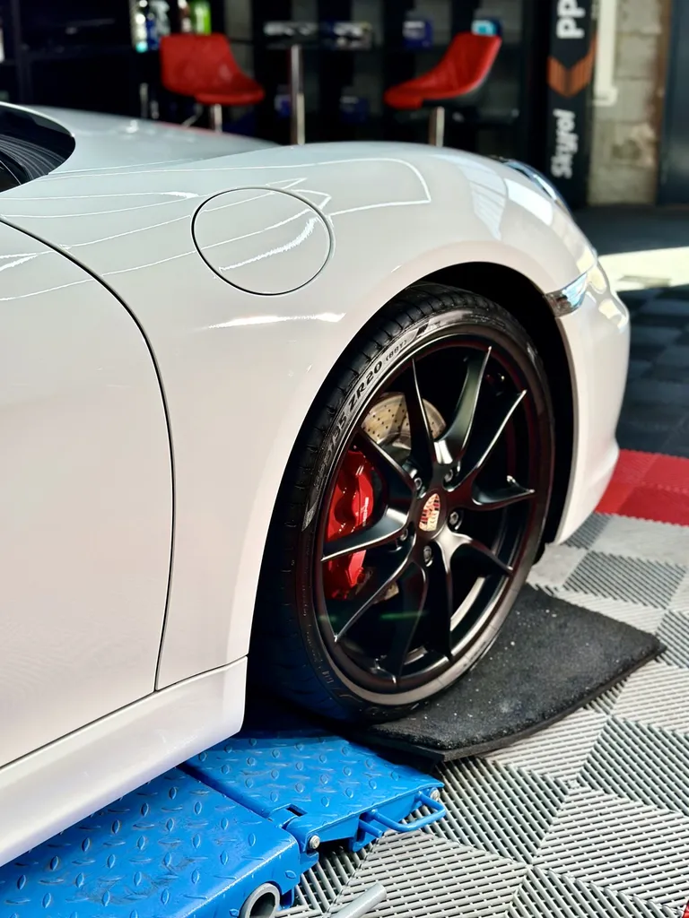 protection carrosserie DETAILING film de protection PPF Lyon Porsche Boxster