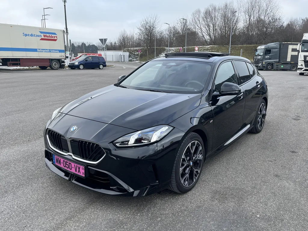BMW 120i 2026 vendue par Asphalte Diffusion – véhicule premium livré en Nouvelle-Aquitaine