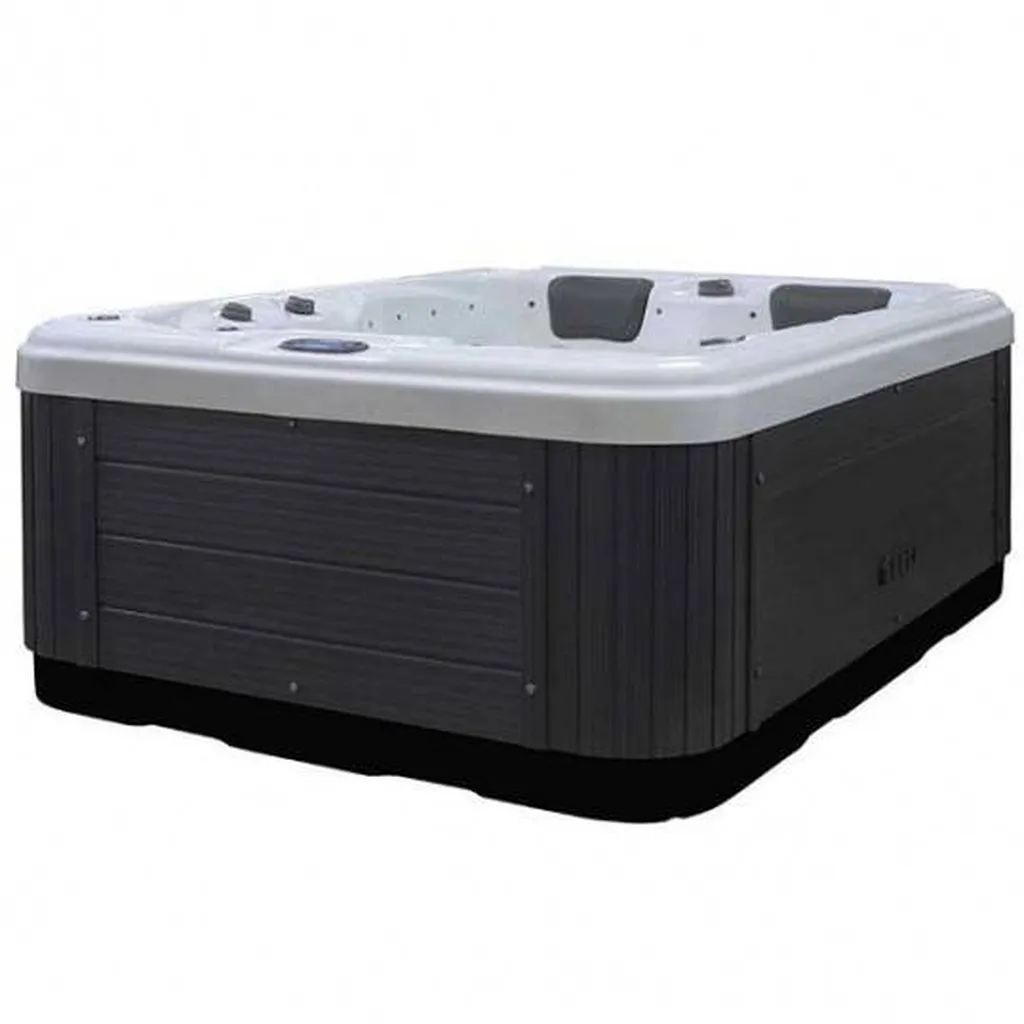 Spa 3 places Caissargues