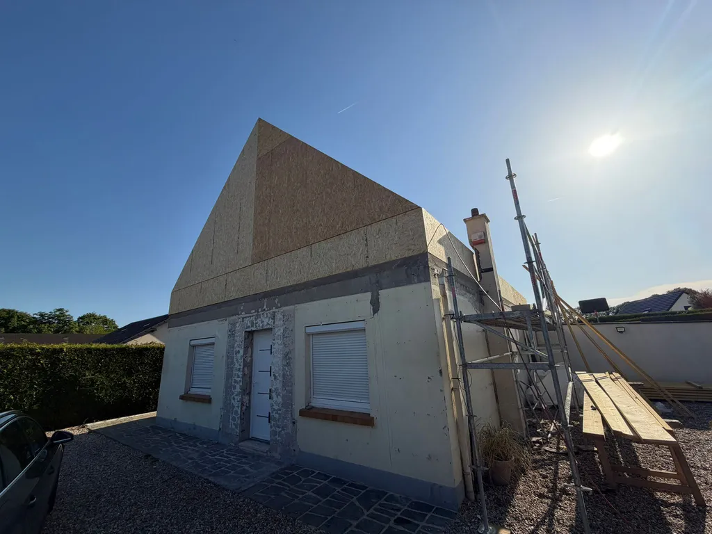 Entreprise de rénovation de l'habitat + 20 ans d'expérience à GONFREVILLE L'ORCHER 76 : Projet de rehaussement de toiture