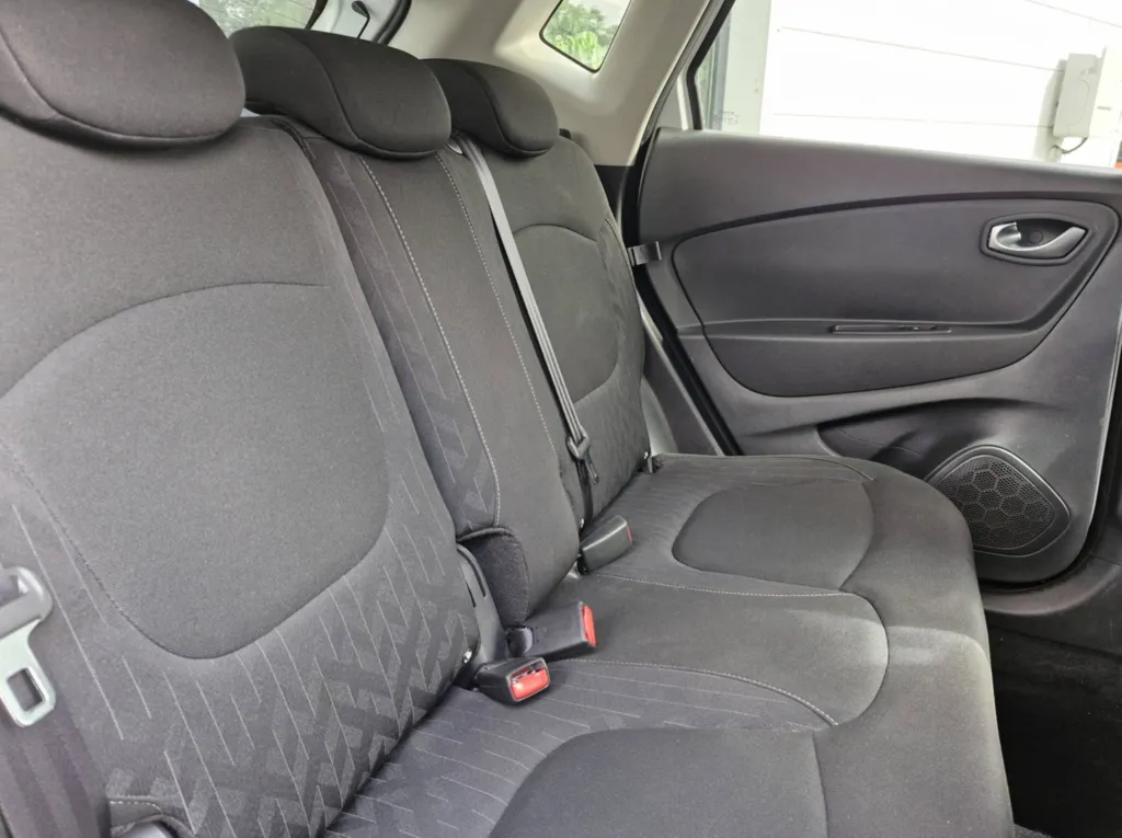 Renault Captur Energy Dci 90 BVM Limited équivalent Business Clim Auto / Android Auto / Main libre / radars OCCASION près de Toulouse à Plaisance du Touch