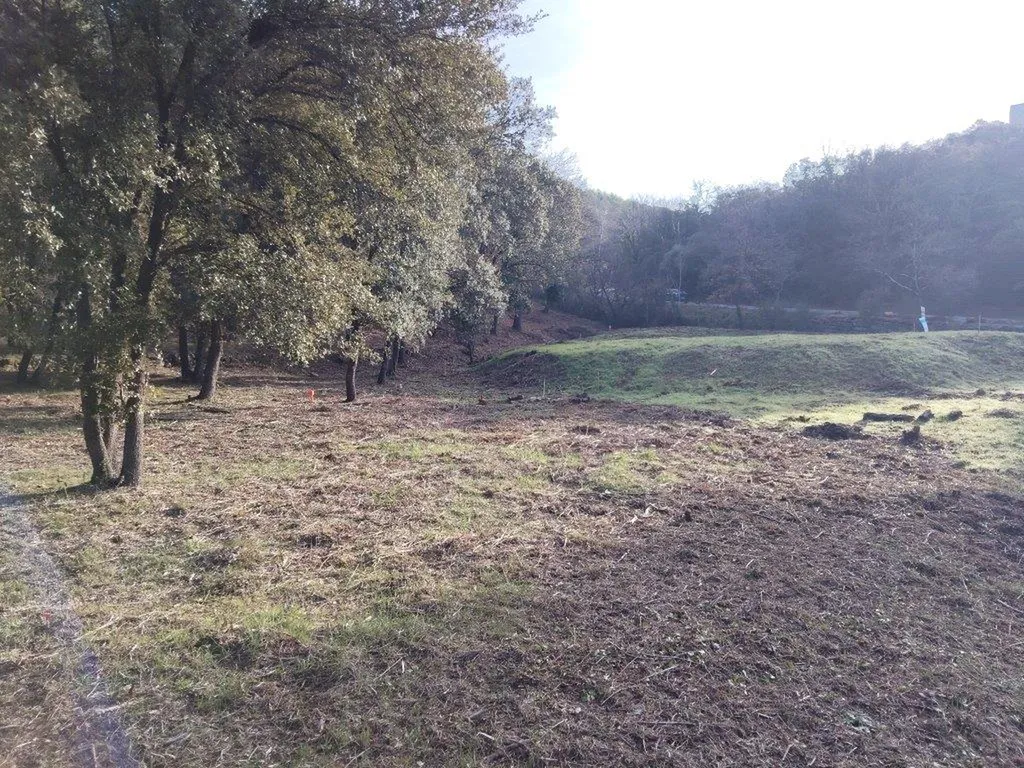 grand terrain à vendre dans le Var