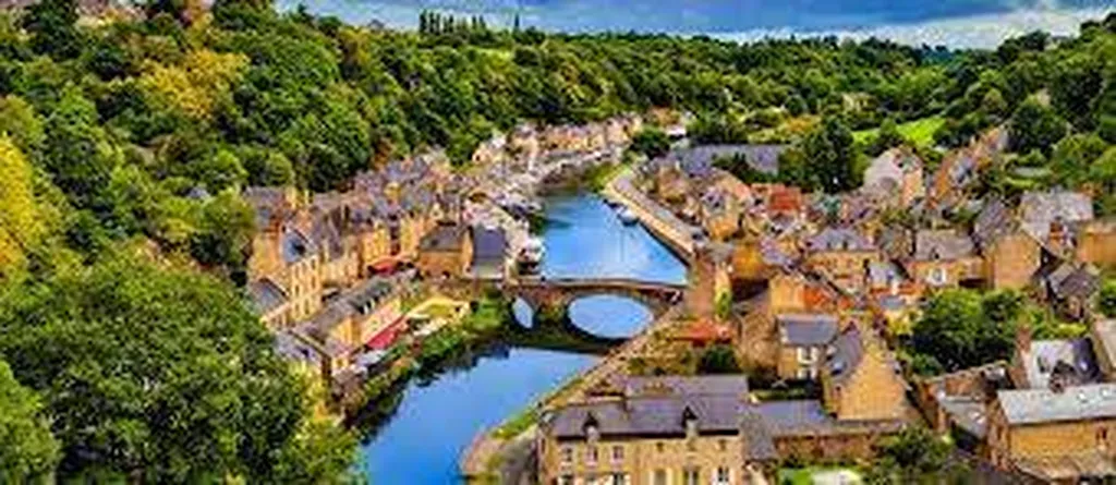 photo dinan