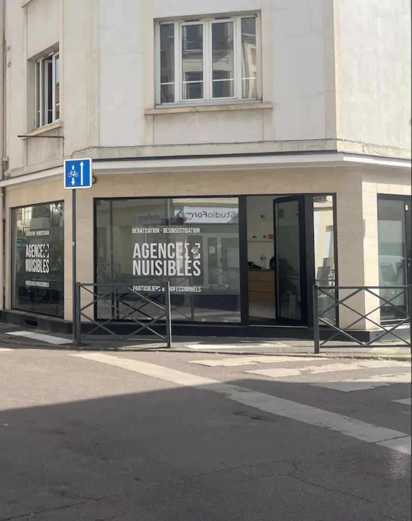 Expert en dératisation, désinsectisation et extermination de nuisibles à Paris et en Île-de-France