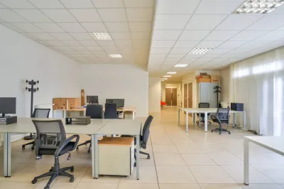 Cherche professionnel de la visite virtuelle de locaux professionnel à Chelles