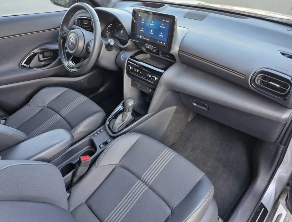 TOYOTA YARIS CROSS TRAIL 1.5 HYBRIDE 116H 2WD MARCHEPIEDS STANDARDISES OCCASION PRES DE TOULOUSE EN OCCITANIE